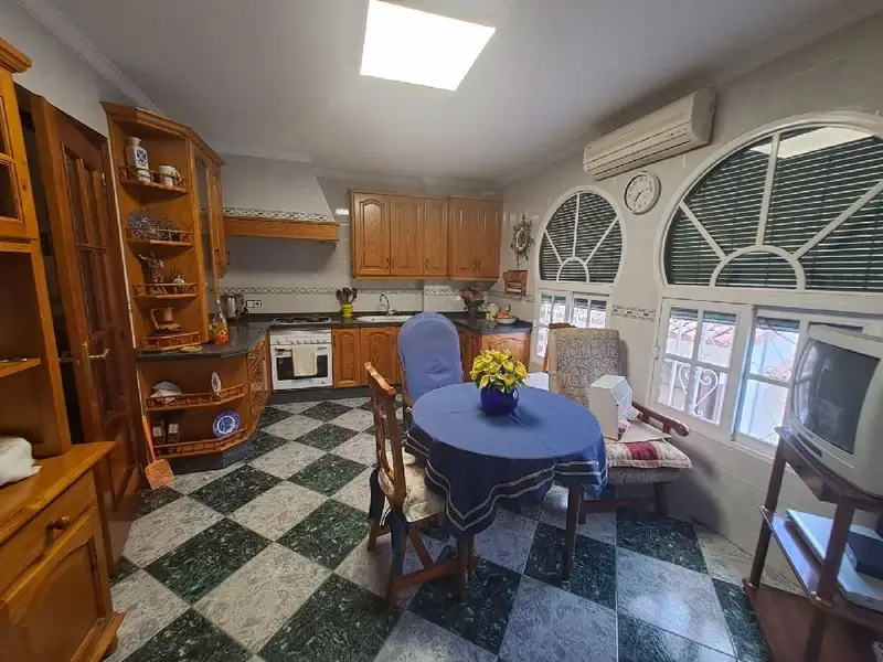 Chalet 6 Dormitorios Ribera Baja Puente Genil