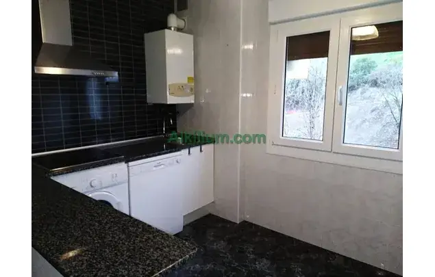 Apartamento 3 Dormitorios Bilbao Olaveaga Cerca Hospital Basurto
