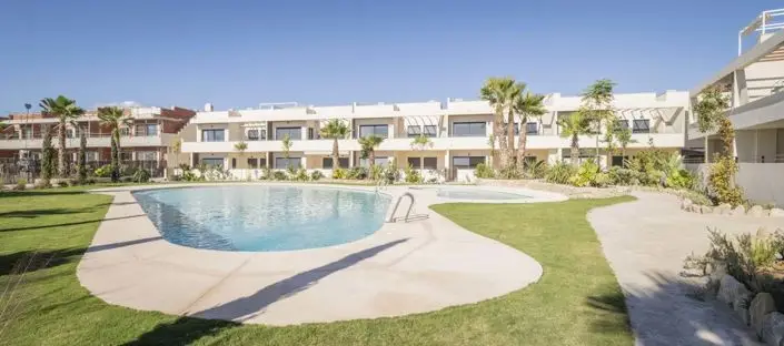 Bungalow 2 Dormitorios Torrevieja Cerca del Mar