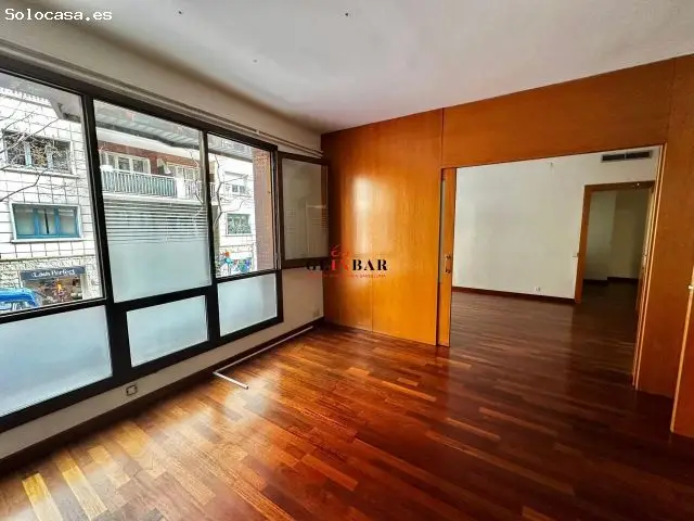 Oficina en Alquiler Calle Calvet Barcelona