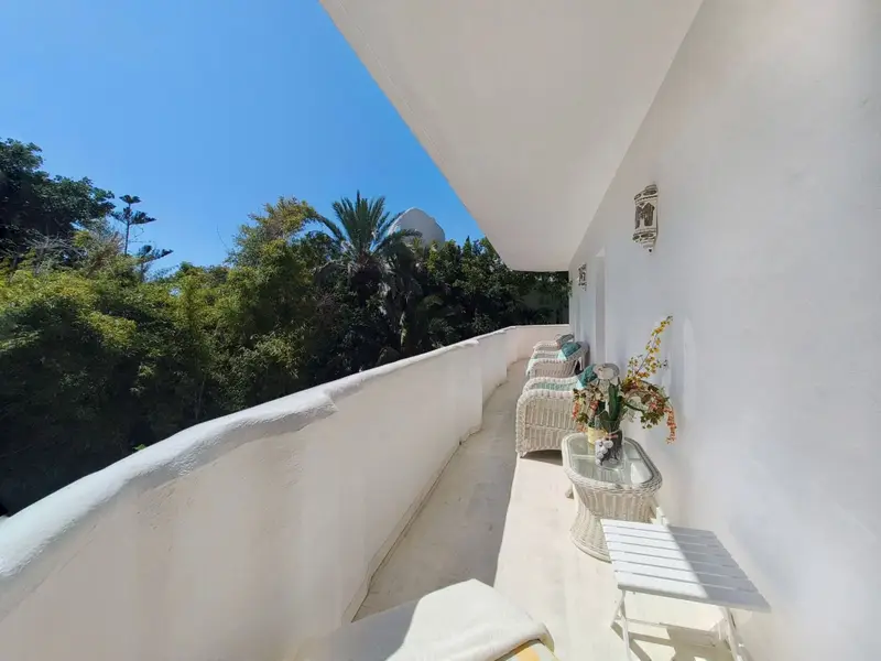 Piso 4 Dormitorios Milla de Oro Marbella Lujo