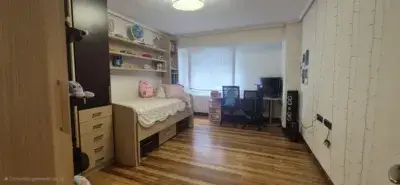 Piso en Venta Urduliz 2 Dormitorios Reformado Cerca Metro