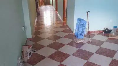 Casa en Guareña 220m2 3 dormitorios 1 baño Semi-reformada