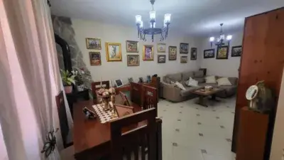 Casa en venta Norte: Amplia vivienda familiar con garaje y azoteas