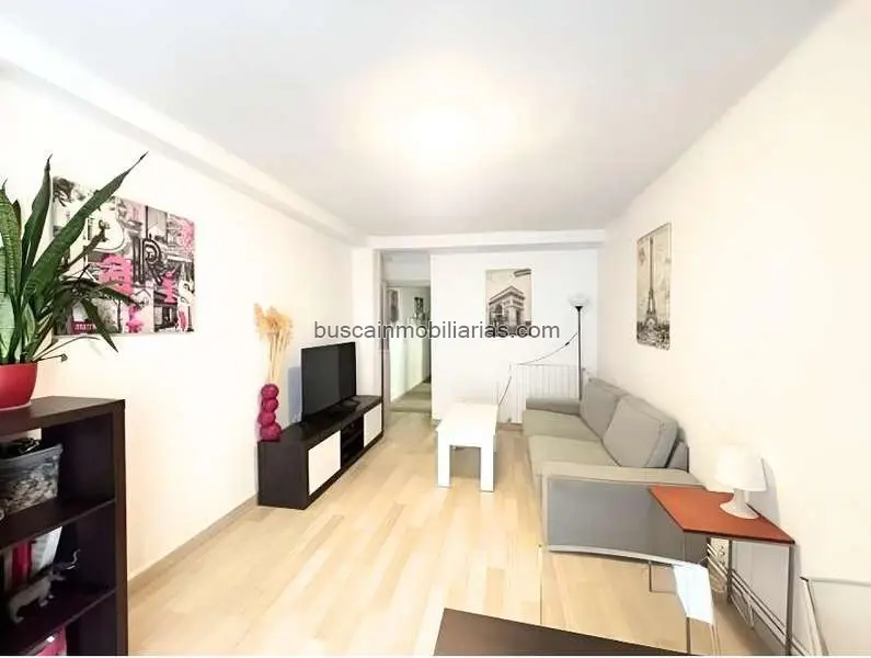 Piso en Venta en Valencia El Grau 3 Dormitorios Semi-Reformado