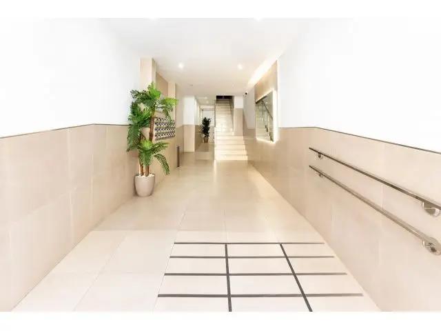 Piso 3 Dormitorios Armilla Pie Metro Gran Oportunidad