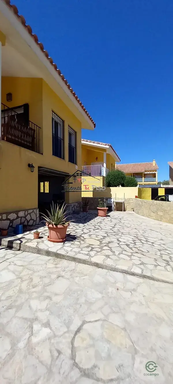 Chalet en Peñiscola 3 plantas con garaje y terraza