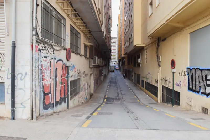 Venta Local Comercial Centro Granada 200m2