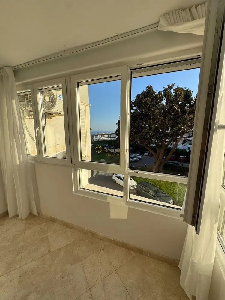 Estudio en Primera Línea de Playa Calahonda Mijas