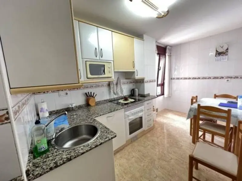 Piso en Venta en Lugones Asturias 90m2 3 Dormitorios 2 Baños Garaje Trastero