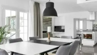 Apartamento en Alquiler Nueva Andalucía 3 Dormitorios Vistas al Mar