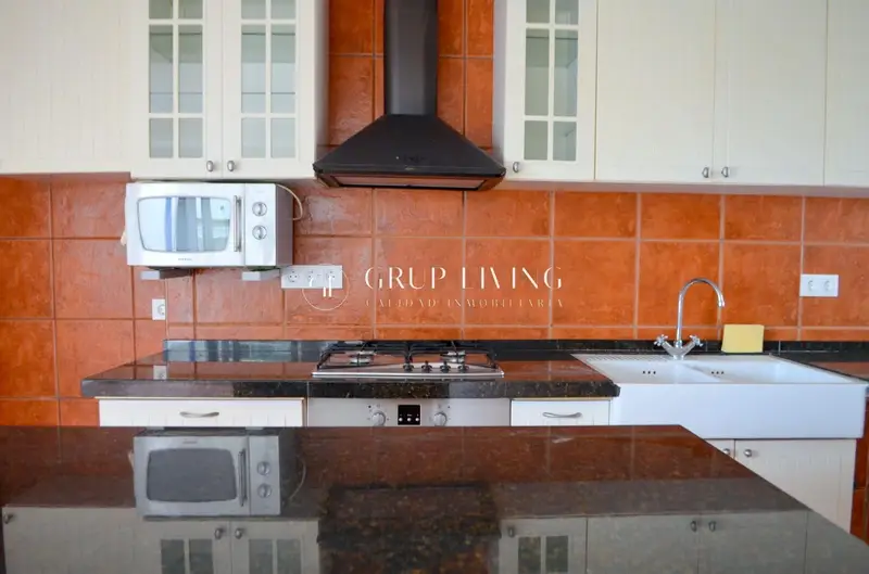 Piso en Venta Sitges con Jardin Piscina y Parking