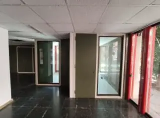 Local 128m2 Reus Aire Acondicionado