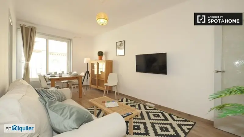 Barcelona air-conditioned apartment for rent