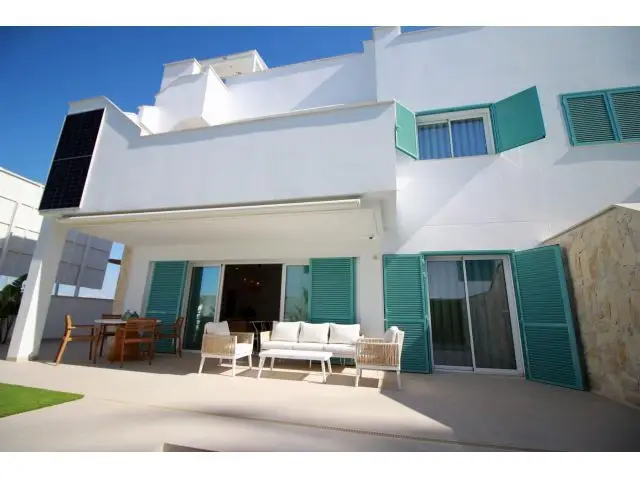 Bungalows en Venta Torre de la Horadada Cerca de la Playa