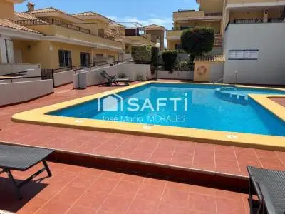 Adosado en Alfaz del Pi con Apartamento Independiente