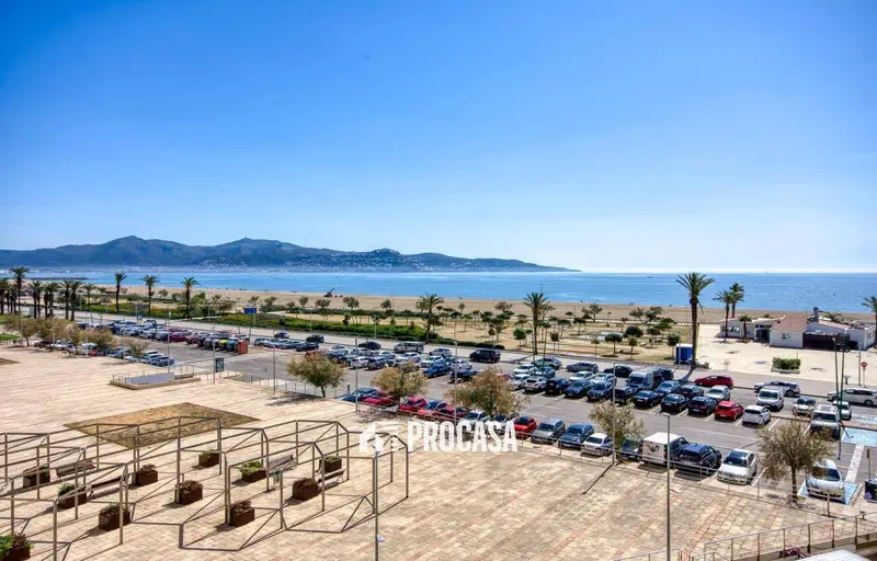 Apartamento en primera linea de mar Empuriabrava