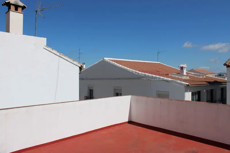 Local diafano para construir casa en El Gastor
