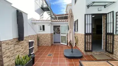 Casa adosada en venta en Calle de la Azucena