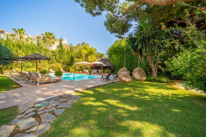 Chalet en Alquiler Marbella Elviria Lujo Playa Piscina