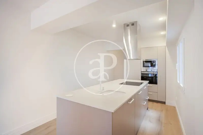 Apartamento en Alquiler Canillejas 2 Dormitorios Terraza Reformado