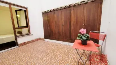 Apartamento en alquiler en Calle del Medio para una persona