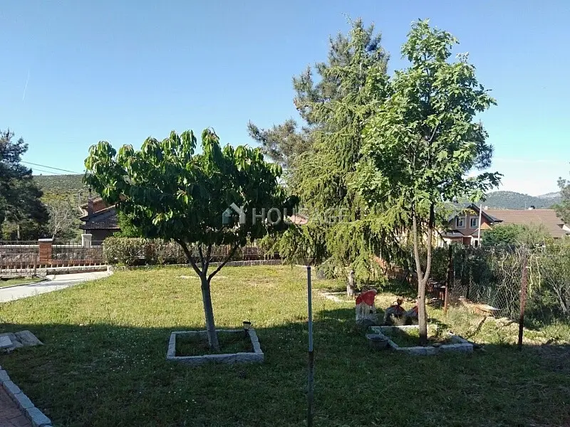 Chalet en Robledo de Chavela con Jardin y Barbacoa