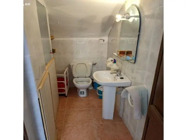 Casa en Torres del Rio 208m2 3 Plantas Fachada de Piedra