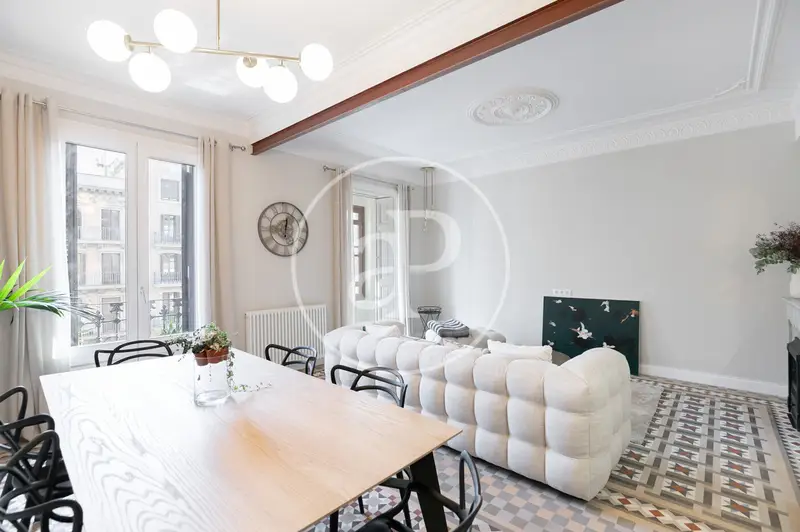 Piso en venta en L'Eixample de Barcelona 141m2 3 dormitorios 3 baños