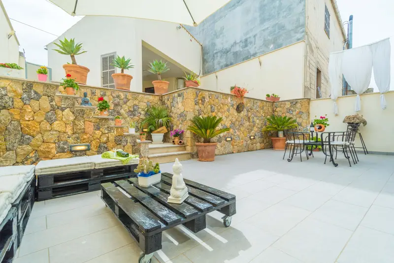 Apartamento 1 Dormitorio Mallorca: Playa Cercana y Encanto Tradicional