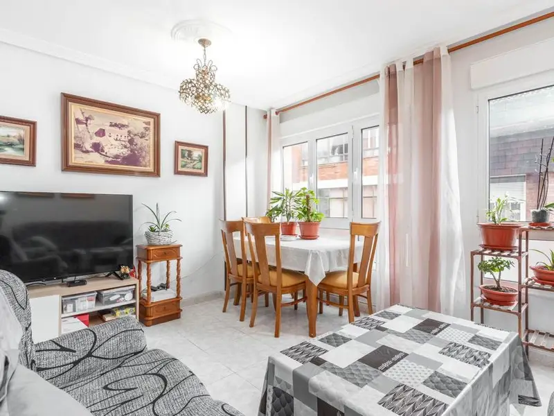 Piso en venta en Luanco Asturias 3 dormitorios terraza y trastero