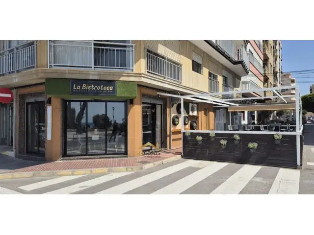 Local Comercial Primera Linea de Mar