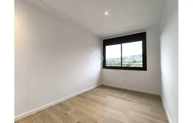 Alquiler Apartamento 3 Dormitorios Esplugues Llobregat Obra Nueva
