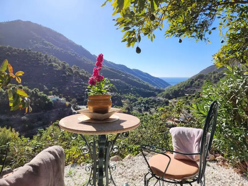 Casa de Campo con Aguacates en Nerja