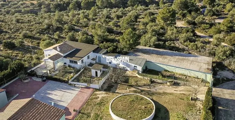 Chalet en Venta Tortosa Tarragona 2 Viviendas Piscina Jardin Vistas Mar