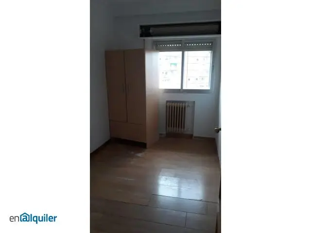 Alquiler piso 4 habitaciones Centro historico