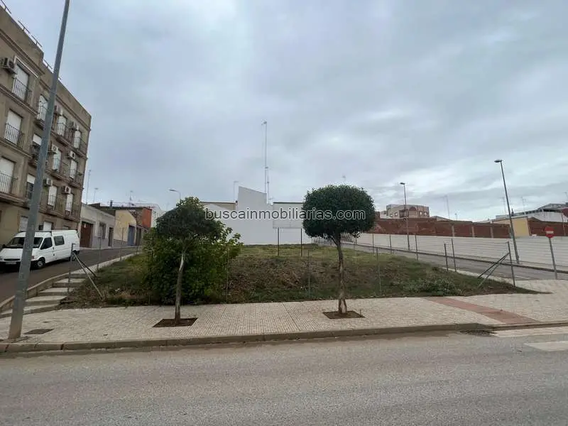 Solar Urbano en Venta Almendralejo Frente a Parque Las Mercedes