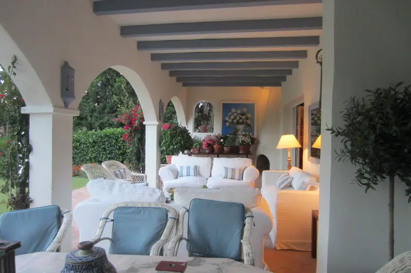 Casa Villa 8 Dormitorios Calahonda Cerca Playa Inversión