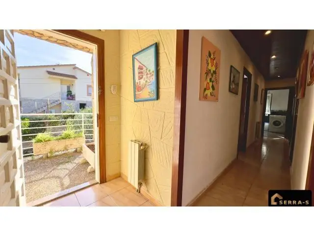 Casa con Jardin Piscina y Garaje en Tordera
