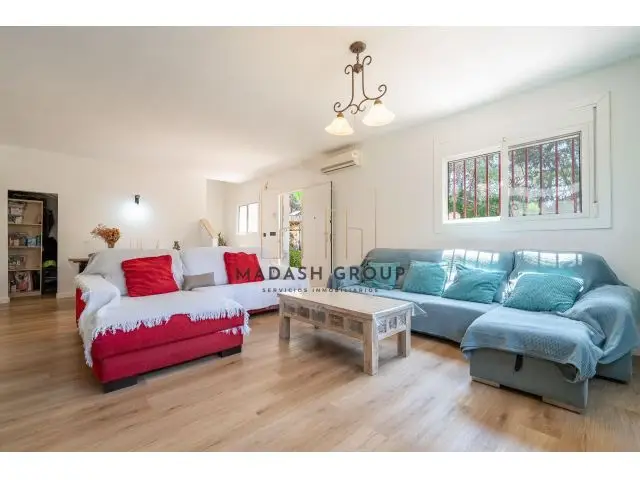 Casa en Els Pallaresos con Jardin Piscina y Barbacoa