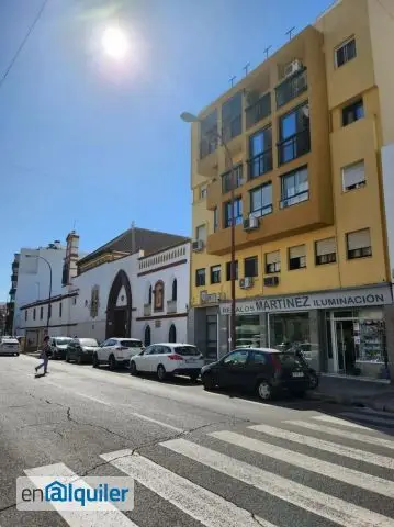 Atico en Triana con Terraza y Dos Dormitorios