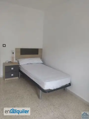 Alquiler Piso 3 dormitorios Mérida Badajoz
