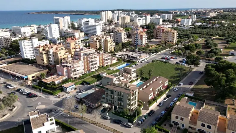 Apartamento en Cala Millor 2 dormitorios terraza 24m2
