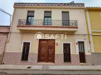 Casa de Pueblo en Gilet Centro 6 habitaciones 2 baños 173m2