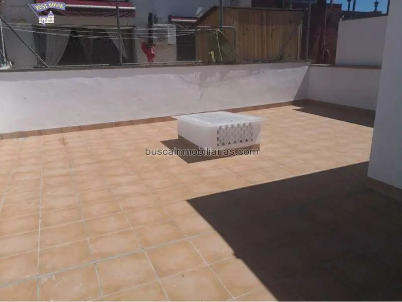 Local Comercial en Rubí 207m2 con Terraza 90m2