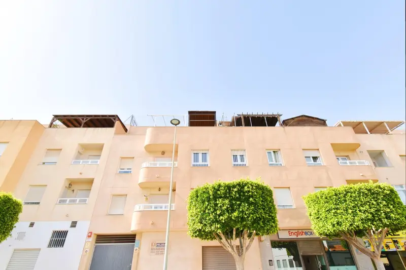 Venta Piso Amueblado El Ejido Norte 3 Dormitorios 2 Baños