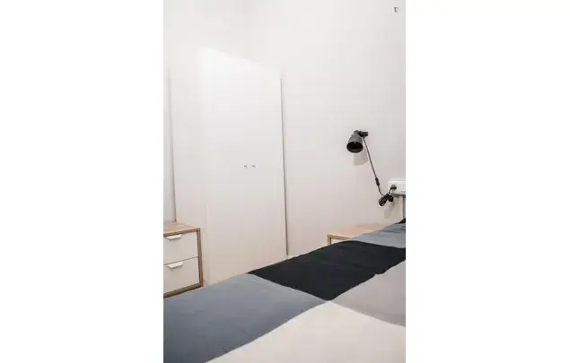 Alquiler Apartamento 3 Dormitorios Barcelona Estudiantes Profesionales
