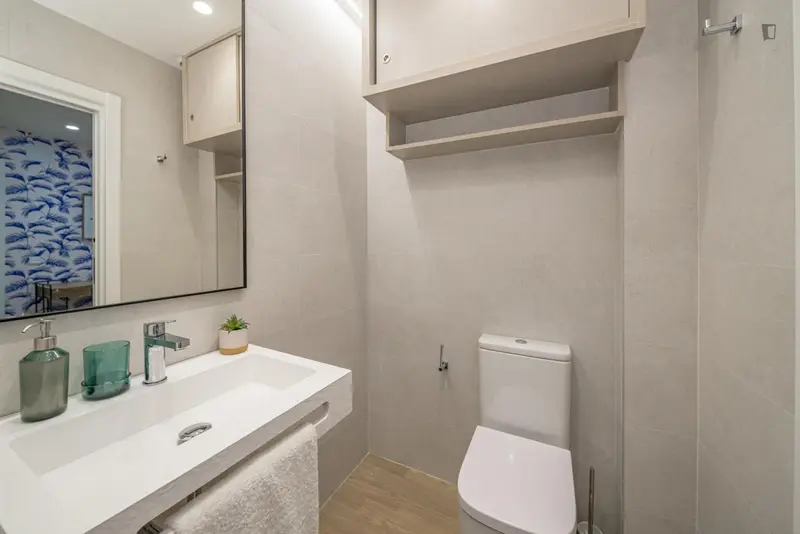 Coliving Moderno en Málaga Habitación Amueblada con Facturas Incluidas