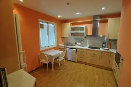 Casa Dúplex en Cabral Vigo con Vistas a la Ria y Garaje Doble