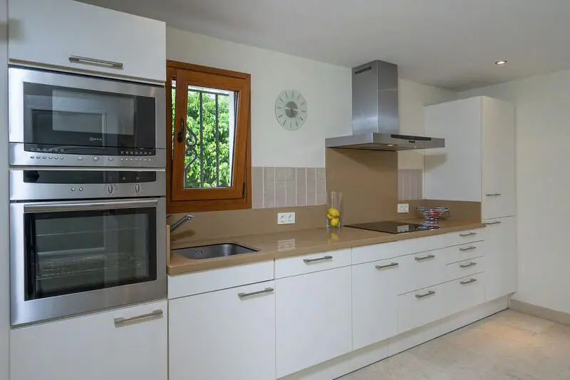 Villa en Venta Mijas 3 Dormitorios Piscina Jardín